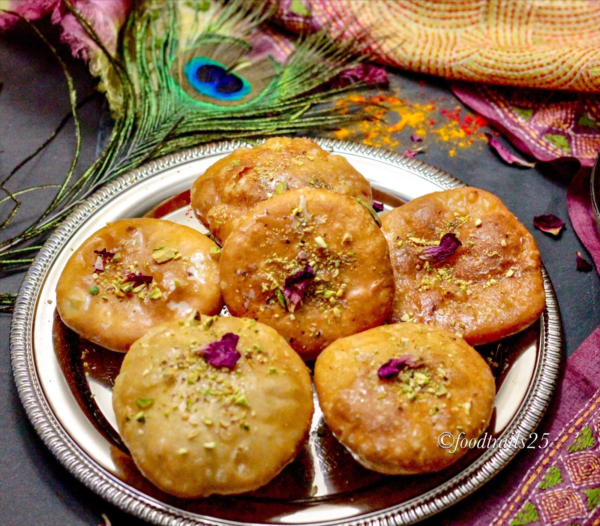 Authentic Rajasthani Mawa Kachori from Satvick Sweets – Traditional & Delicious Indian Sweet