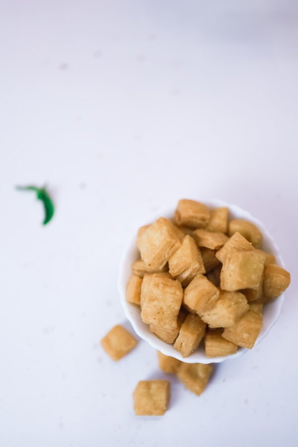 Shankar Pole: Sweet Crispy Snack 🍬(200 Gm) - Image 4